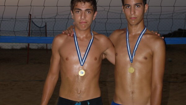 Στο ίδιο έργο θεατές 20